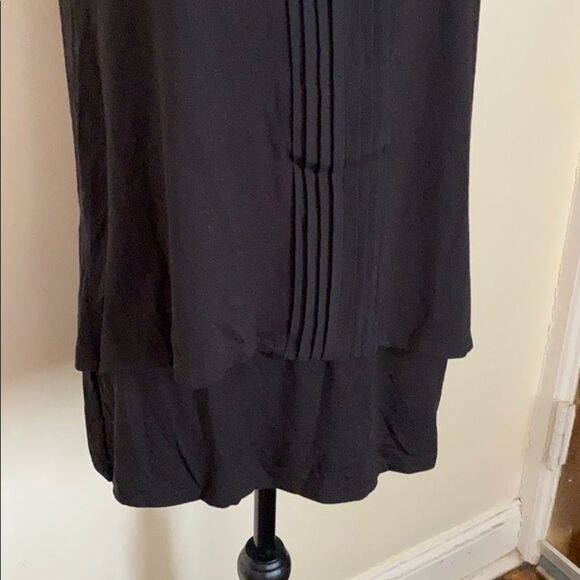 NWT White House Black Market Pin Tuck Tunic Size M - Picture 3 of 8